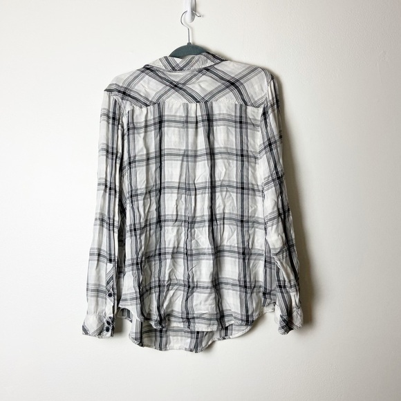 TORRID • Women’s White Plaid Twill Shirt Button Down Size 1X - Picture 2 of 8